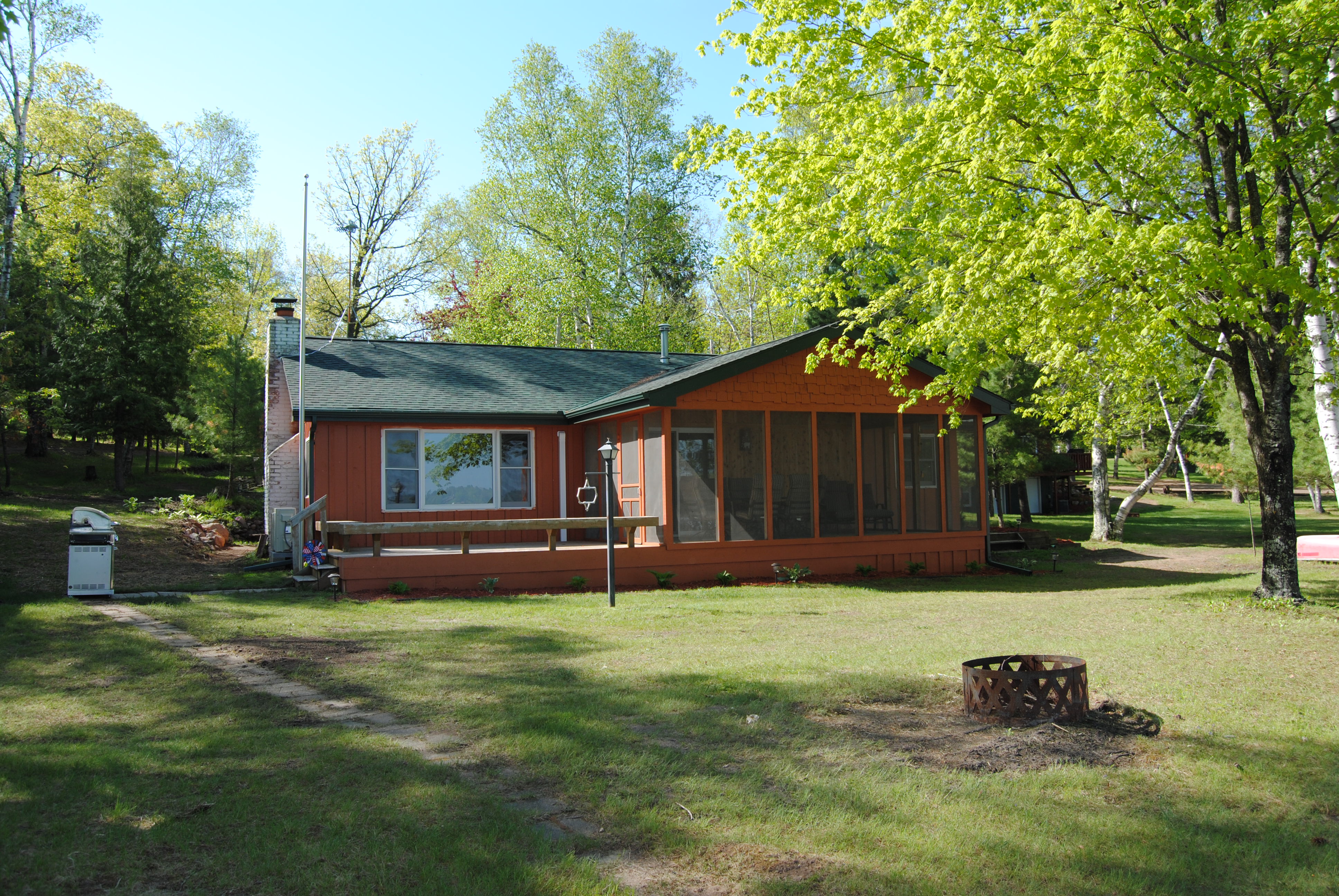 Birchwood Cabin exterior