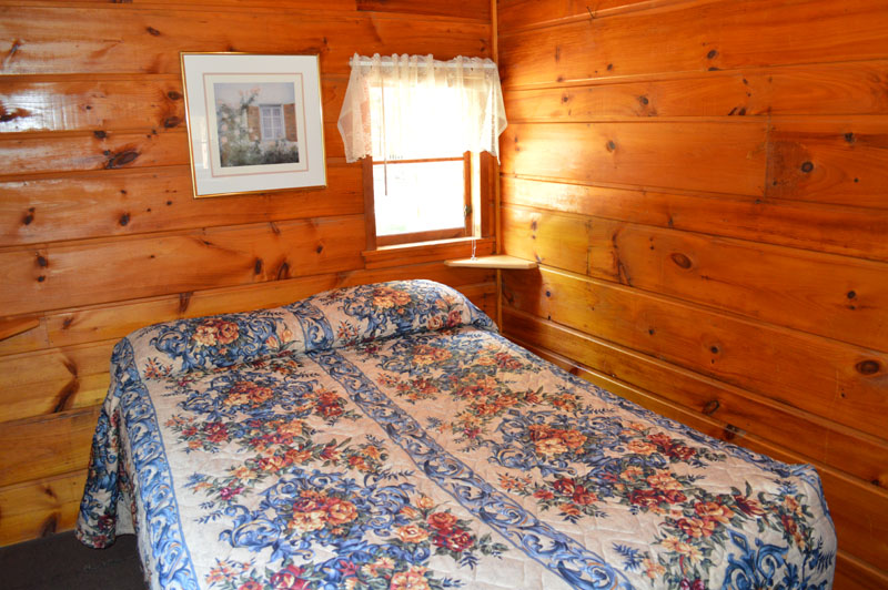 white pine bedroom